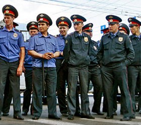 Московскую полицию заставят писать диктант