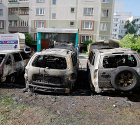 Московские анархисты, ответственные за поджоги дорогих автомобилей и атаки на ОВД рассказывают прессе о себе 