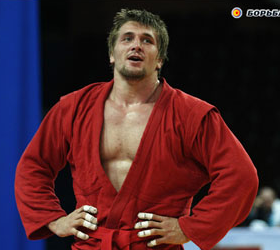 Самым сильным самбистом в очередной раз стал Российский спортсмен Минаков.