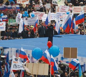 Рабочим завода «Красный балтиец» угрожали увольнением, если они не поедут на митинг в поддержку Путина