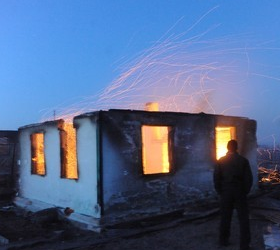 В Забайкалье пожаром уничтожен поселок