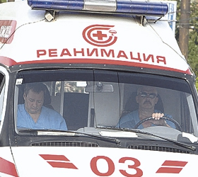 В Томской области трактор въехал в остановку, погибли две женщины
