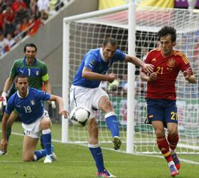 Италия и Испания разыграют между собой чемпионский титул Евро-2012