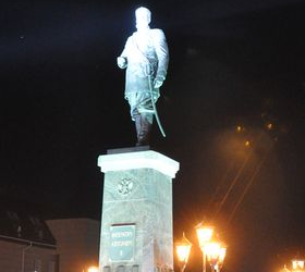 Дань уважения императору: В Новосибирске открыли памятник Александру III