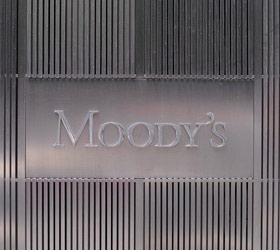 Moody's в очередной раз существенно и внезапно понизило рейтинг доверия Испании