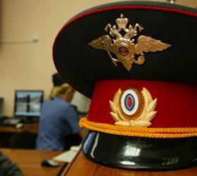 Сотрудника московской полиции подозревают в избиении задержанной