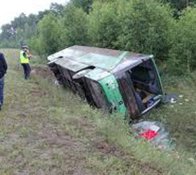 Автобус перевернулся в Ивановской области