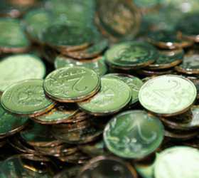 В Иркутской области предприниматель заплатил долги двухрублевыми монетами