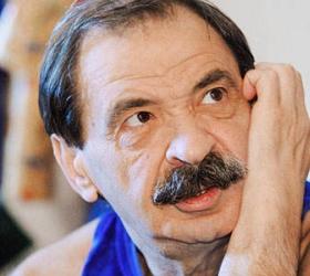 Скончался актер программы "Городок" Илья Олейников