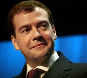 Медведев не против критических высказываний в его адрес в сети Интернет