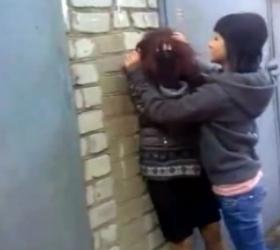 Тяжесть побоев должна определить меру наказаниям девочкам-подросткам из Владивостока