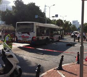 За взрыв автобуса в Тель-Авиве ХАМАС не взял ответственность