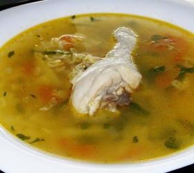 Куринный суп способен излечить от простуды