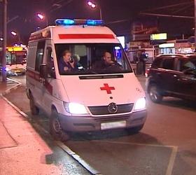 В Москве пьяный хулиган ранил полицейского ножом