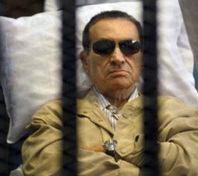 Хосни Мубарак разбил голову