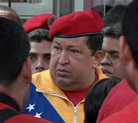 Уго Чавес переведен в палату интенсивной терапии