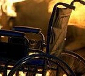 В День инвалидов колясочника сбила иномарка