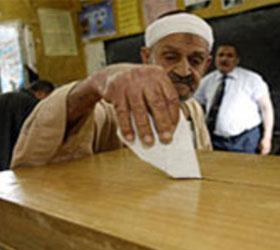 В Египте продлено голосование по конституции