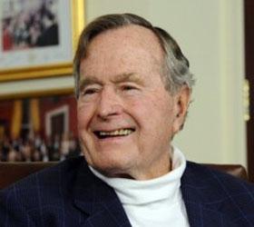 В реанимацию попал Джордж Буш-старший
