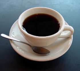Кофеин способен вызвать у мужчин энурез