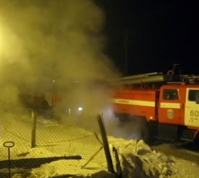 Под Екатеринбургом на пожаре погибли восемь человек
