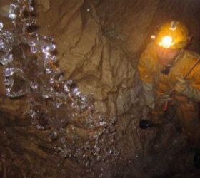 Сегодня подняли на поверхность тела четырех горняков, которых нашли на кузбасской шахте N7