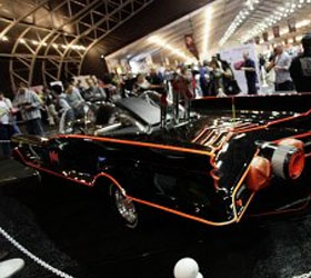 В Америке за 4,6 миллиона долларов был продан автомобиль Бэтмена