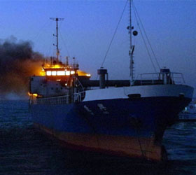 В Корейском проливе затонула шхуна