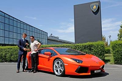 Полиция Дубаи будет ездить на Lamborghini 