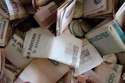 Гражданин Украины попытался ввезти 39 млн рублей в Россию
