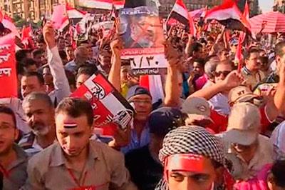 В Египте объявлено чрезвычайное положение