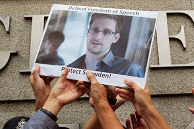 Эдвард Сноуден открывает новые секреты