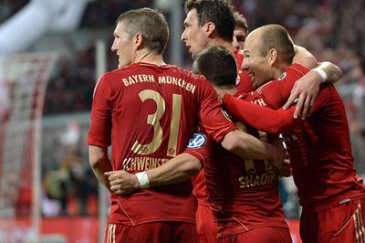 Бавария уверенно выиграла Шальке со счетом 0:4