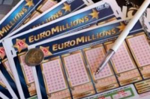 Оставленная лотерея принесла мужчине миллион долларов