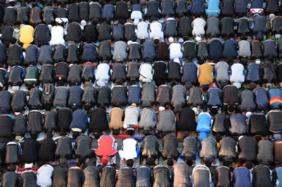 100 тысяч мусульман в Москве отпраздновали Курбан-байран 