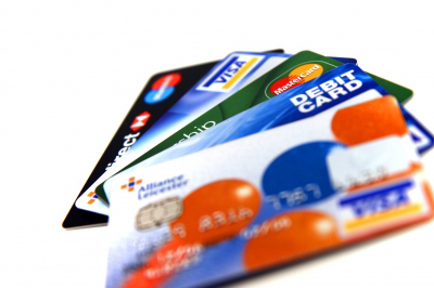 Аксаков заверил, что рассылку кредитных карт не запретят