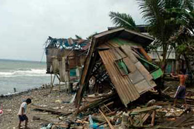 Самый мощный за всю историю тайфун обрушился на Филиппины
