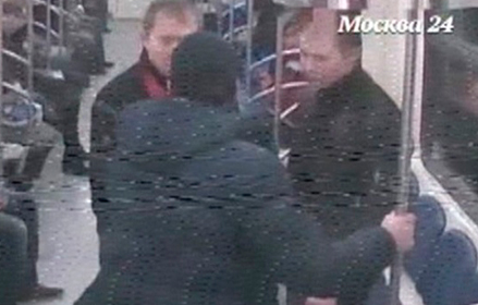 В московском метро мужчины в вагоне расстреляли дагестанца  