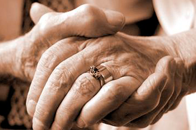 В разбившемся "Boeing" погибла пара, которая 60 лет прожила вместе