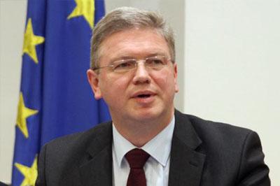 Евросоюз решил поставить на «паузу» процесс подписания договора ассоциации между Украиной и ЕС