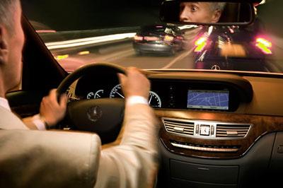 От трех налетчиков удалось отбиться московскому водителю