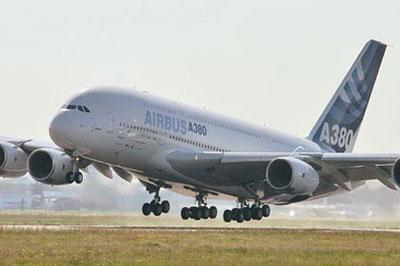 Экстренную посадку в Баку совершил Airbus А-380