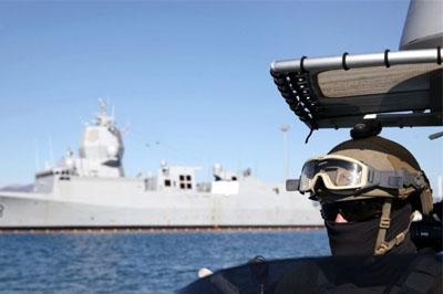Корабли России, Дании и КНР обеспечивают безопасность судну с сирийским хим оружием