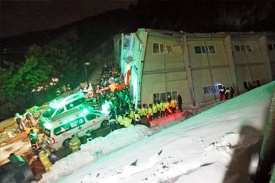 Увеличилось число жертв в обрушенном здании в Южной Кореи