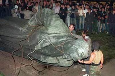 Мосгордума отказалась ставить памятник Дзержинскому на Лубянской площади