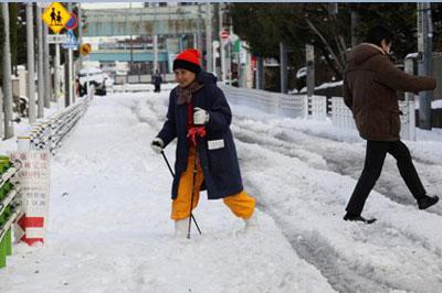 В результате сильного снегопада в Японии погибло 11 человек