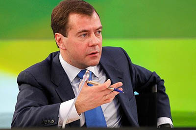 Medvedev_tempy_modernizacii_zavodov_po_pererabotke_nefteproduktov_nizkie