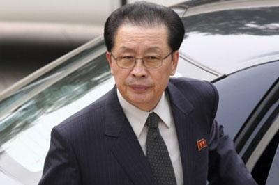 Ким Чен Ын с помощью огнемета казнил чиновника
