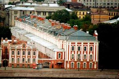 Минкультуры России выделяет 400 миллионов рублей на ремонт пяти зданий СПбГУ