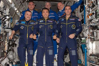 14 мая экипаж МКС вернется на Землю